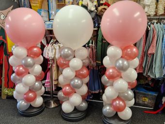 Ballonnenzuil klein circa 175cm hoog